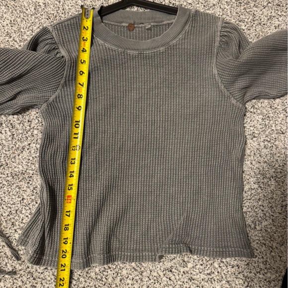 Free People One Stylish Gray Waffle Knit shirt - Picture 6 of 6